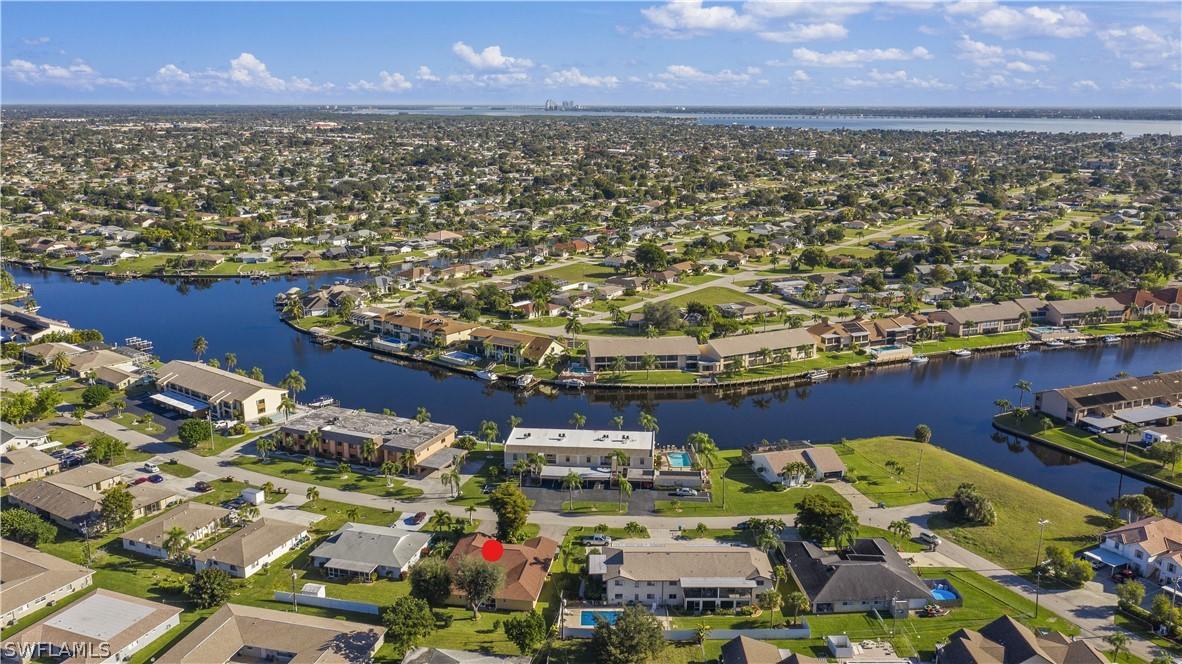 3714 SE 10th Ave., Cape Coral, FL 33904