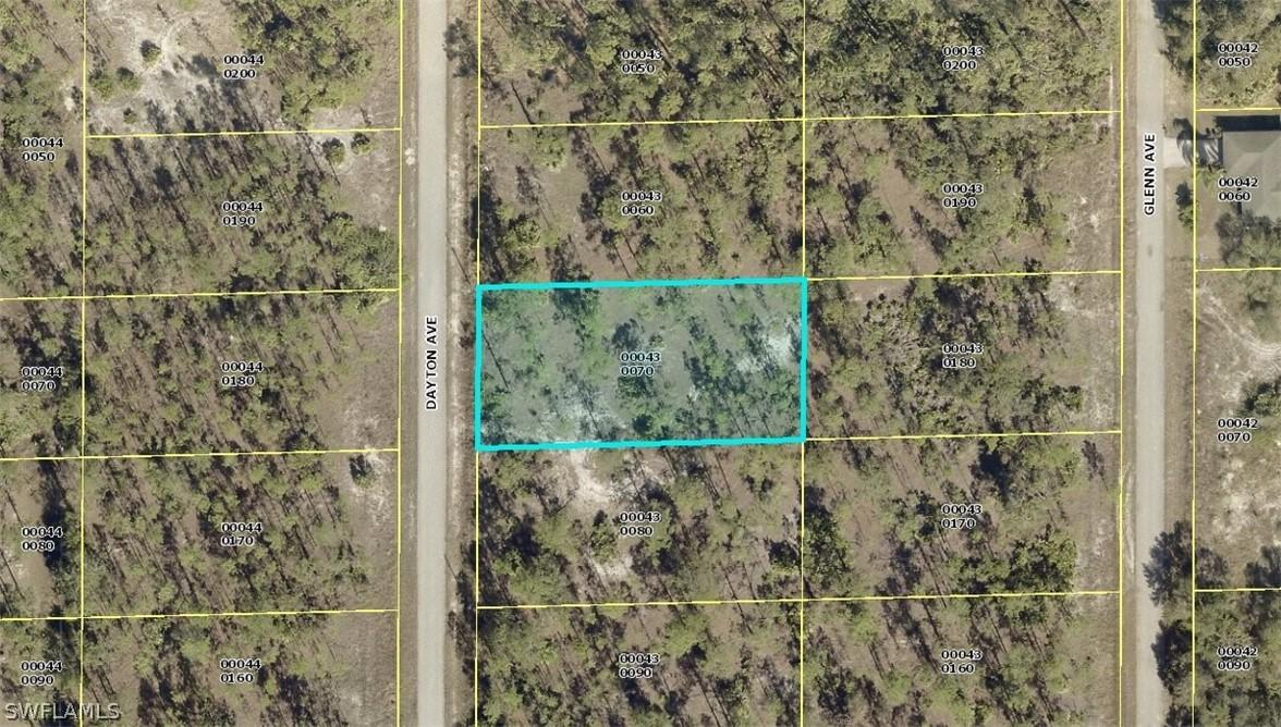 1510 Dayton Ave., Lehigh Acres, FL 33972