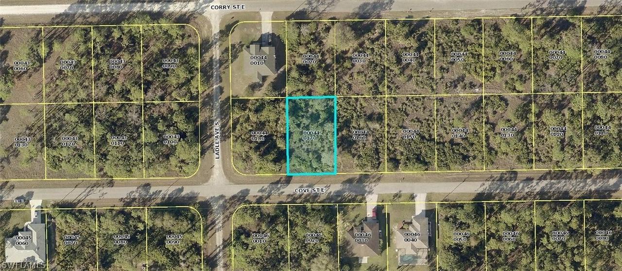 1129 Cove St., Lehigh Acres, FL 33974