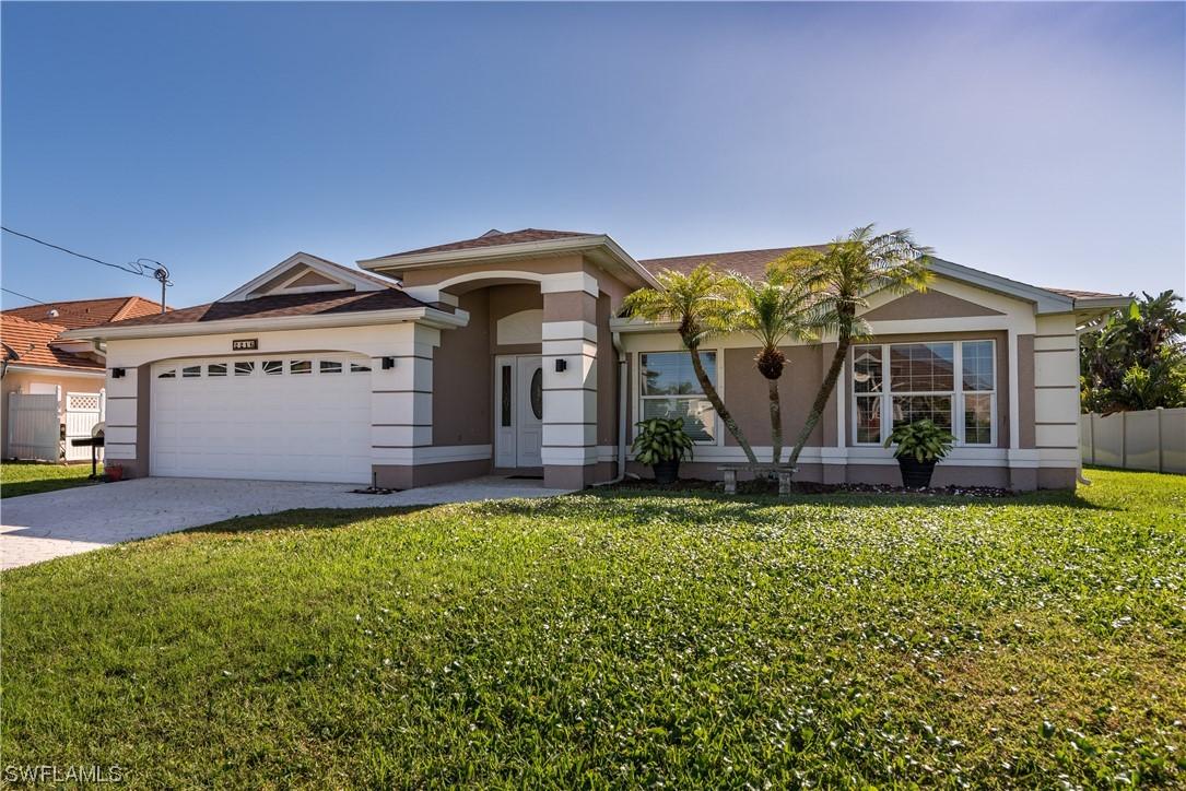 2216 SW 43rd St., Cape Coral, FL 33914