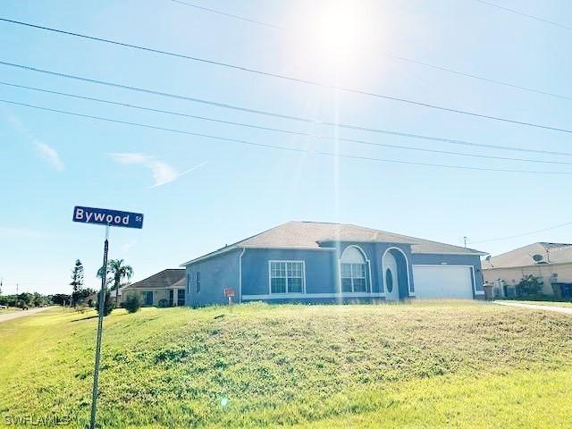 4901 Bywood St., Lehigh Acres, FL 33971
