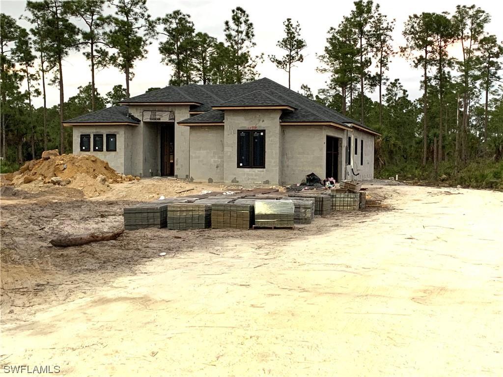 3861 10th Ave., Naples, FL 34120