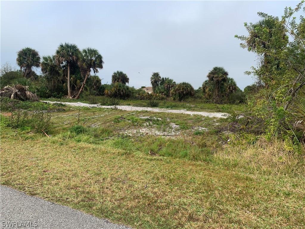 6108 Hendley Ct., Fort Myers, FL 33905