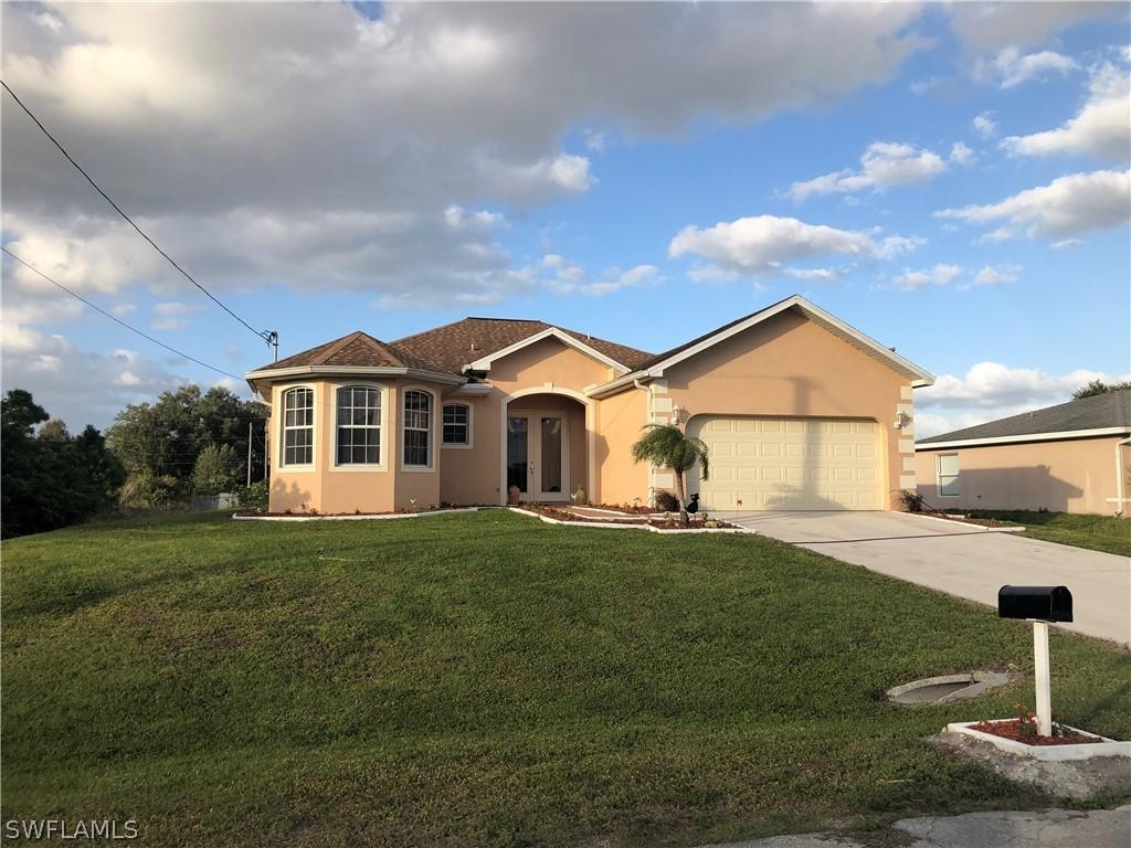 4204 11th St., Lehigh Acres, FL 33976
