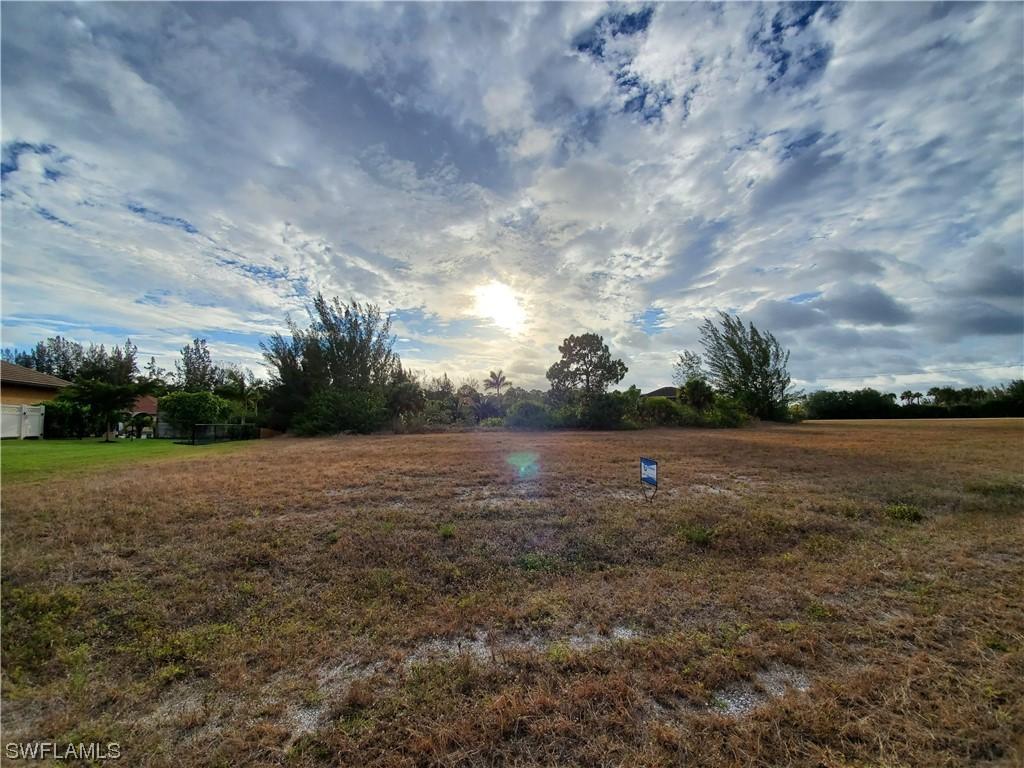 2370 NW 39th Ave., Cape Coral, FL 33993