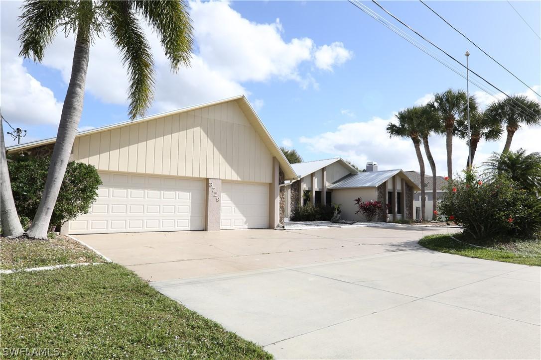 3729 SE 6th Ave., Cape Coral, FL 33904