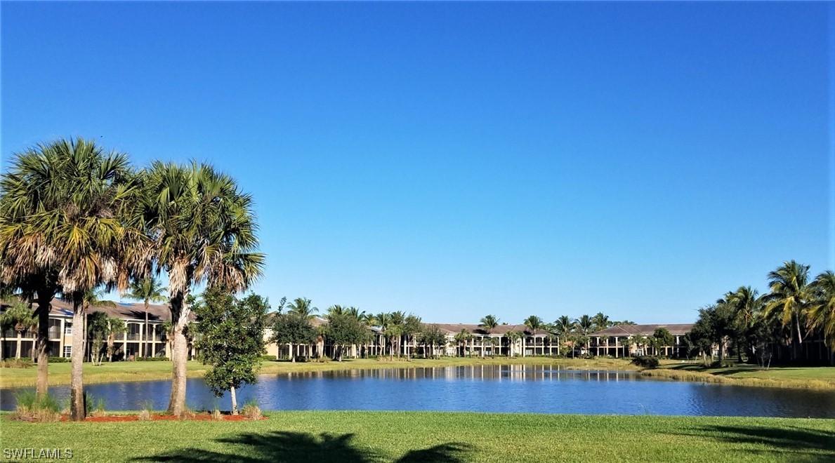 3153 Aviamar Cir. #102, Naples, FL 34114