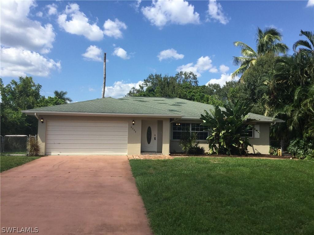 4555 Auburn Ave., Fort Myers, FL 33905