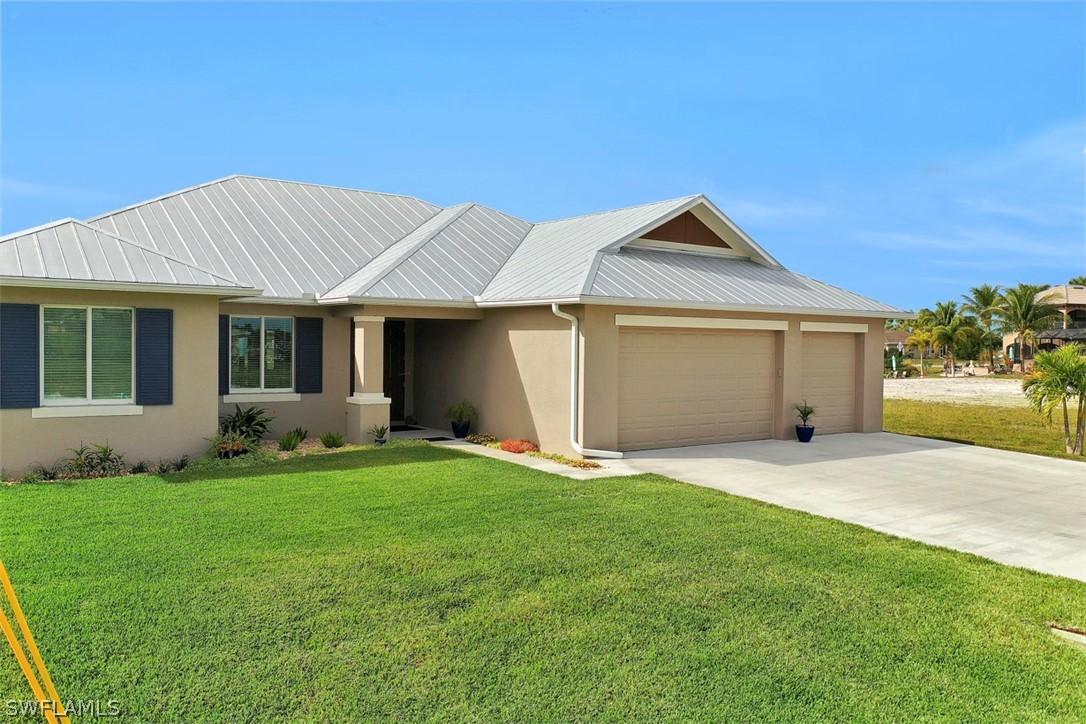 102 SW 35th Pl., Cape Coral, FL 33991