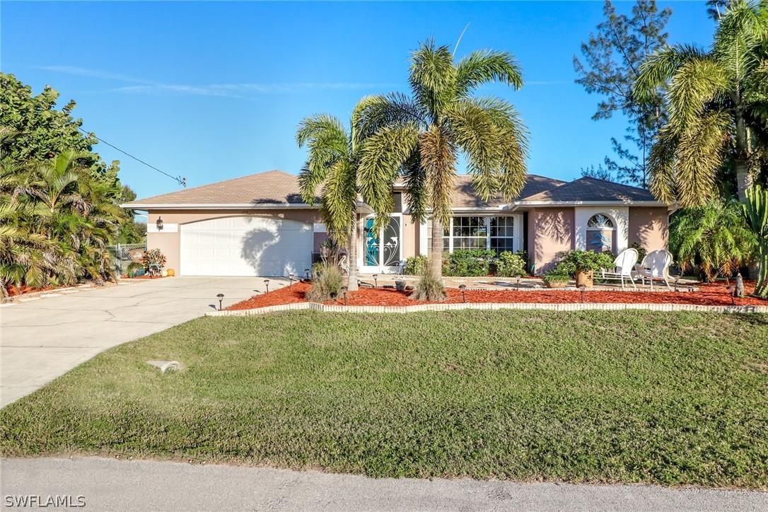 1515 SE 4th Pl., Cape Coral, FL 33990