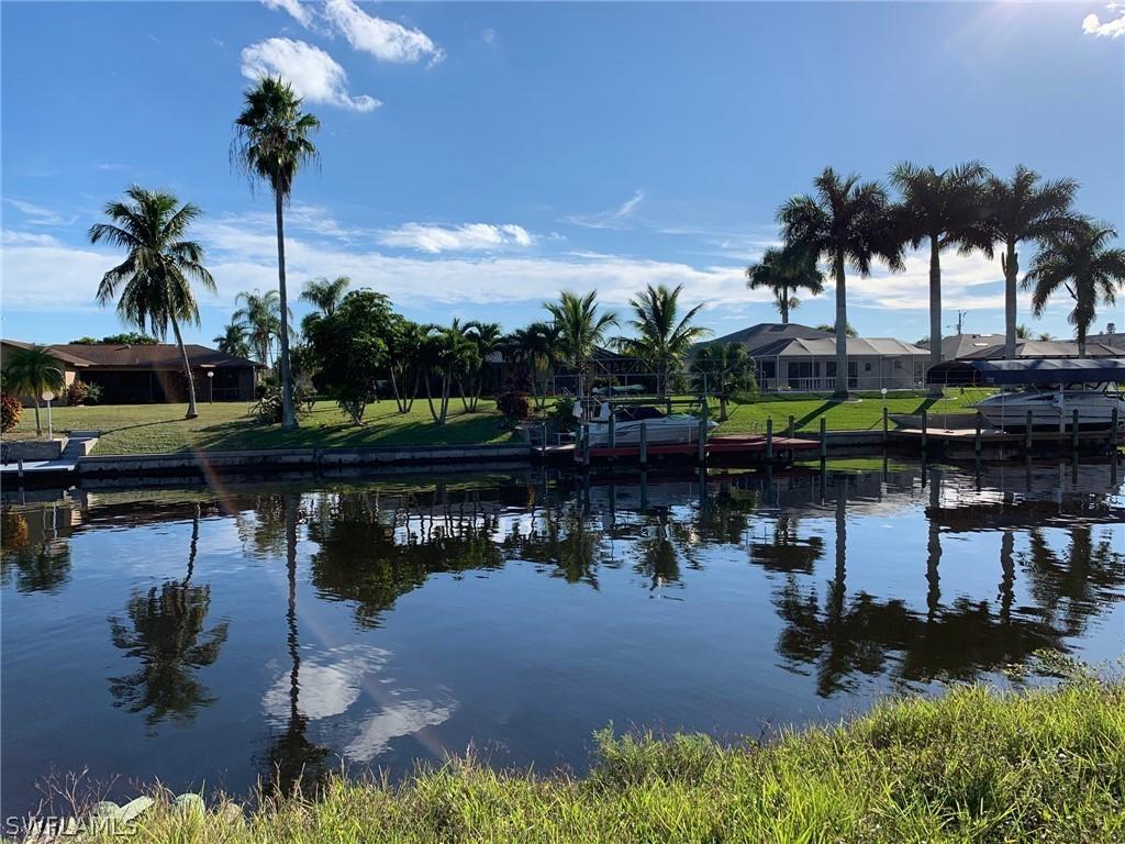1410 SE 20th St., Cape Coral, FL 33990