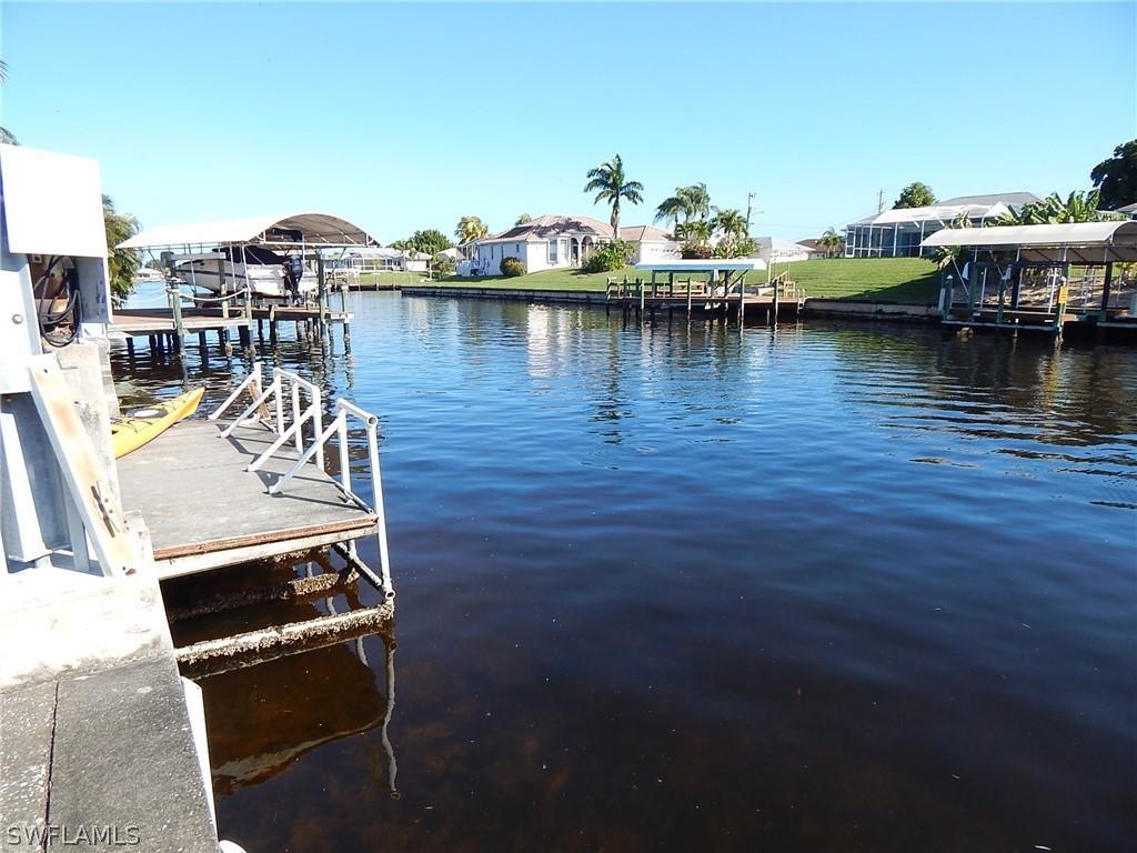 3027 SE 10th Ave., Cape Coral, FL 33904