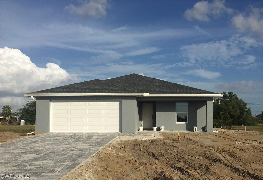 1017 NE Juanita Pl., Cape Coral, FL 33909