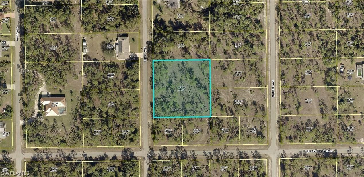 102 Leroy Ave., Lehigh Acres, FL 33936