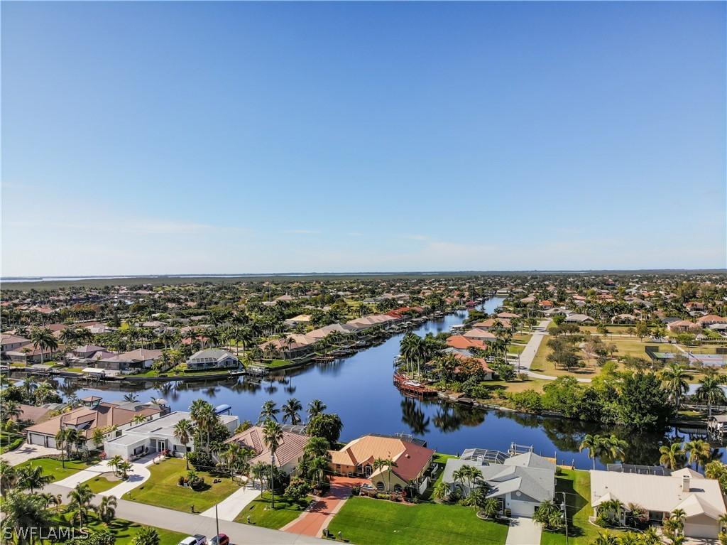 5318 SW 16th Pl., Cape Coral, FL 33914