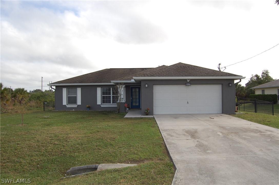 817 Rue Labeau Cir., Fort Myers, FL 33913