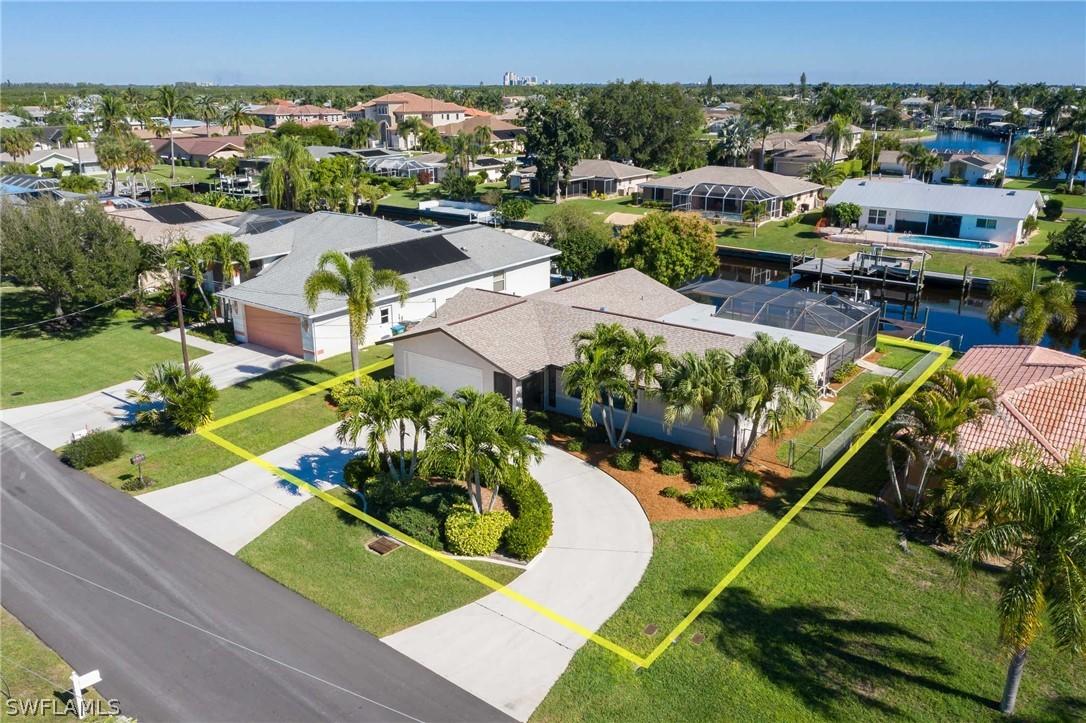 2605 SE 21st Ave., Cape Coral, FL 33904