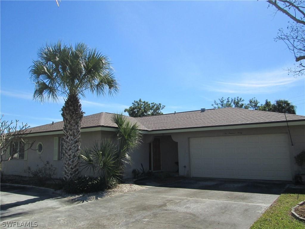 230 SE 44th Ter., Cape Coral, FL 33904