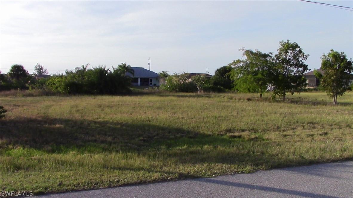 1042 NW 34th Ave., Cape Coral, FL 33993