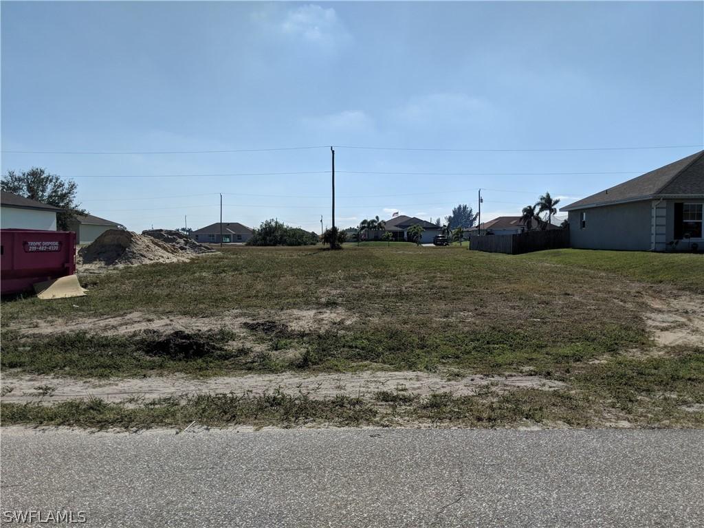 514 NW 21st St., Cape Coral, FL 33993