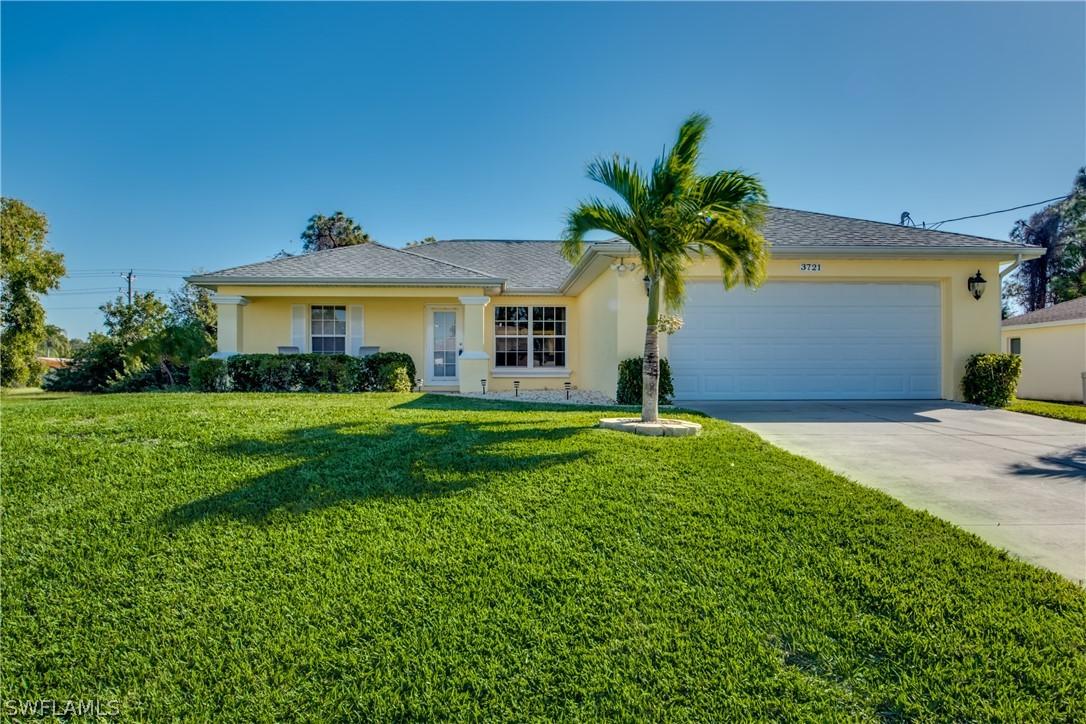 3721 NE 23rd Pl., Cape Coral, FL 33909