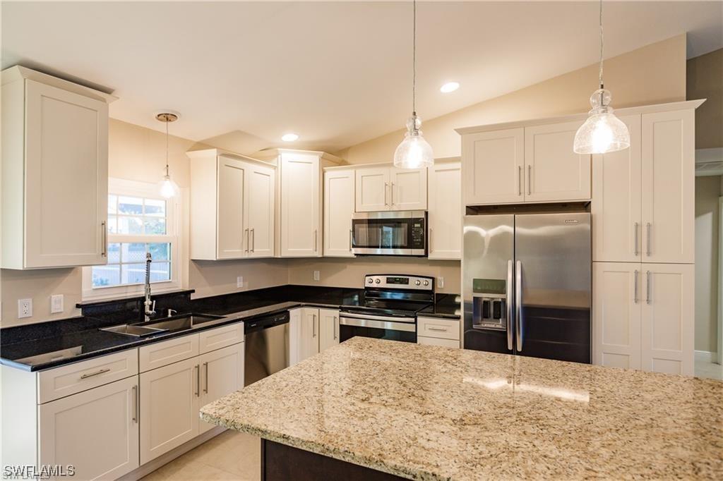 1420 NW 10th Ter., Cape Coral, FL 33993