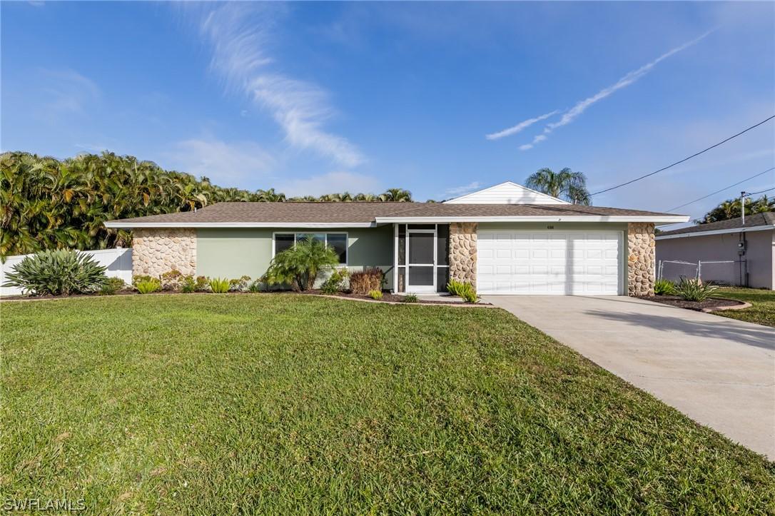 4164 Country Club Blvd., Cape Coral, FL 33904