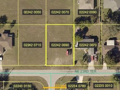 2117 NE 23rd Ter., Cape Coral, FL 33909