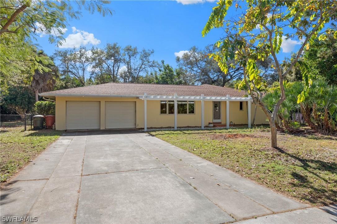 1344 Coconut Dr., Fort Myers, FL 33901