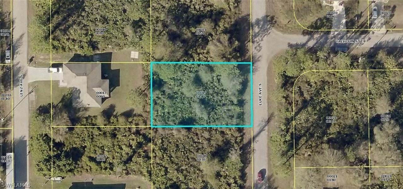 320 Luke Ave., Lehigh Acres, FL 33974