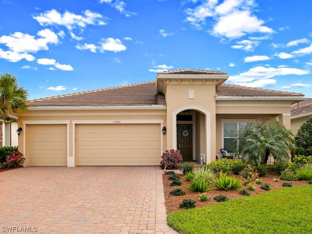 13785 Woodhaven Cir., Fort Myers, FL 33905