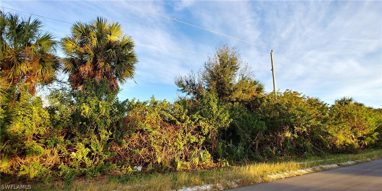 535 Powell Ave., Lehigh Acres, FL 33974