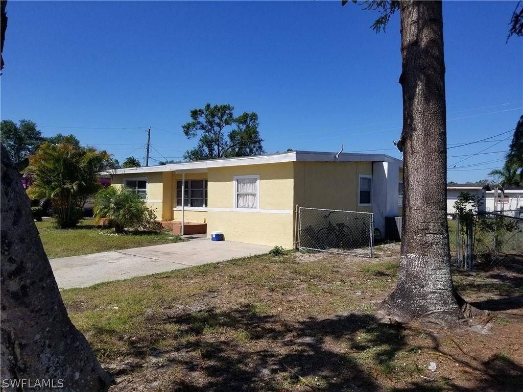 1406 Veronica S Shoemaker Blvd., Fort Myers, FL 33916