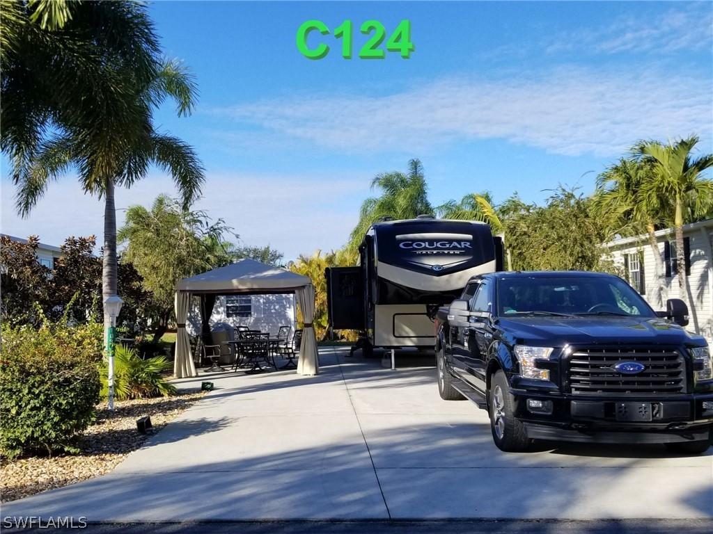 10388 Nightwood Dr., Fort Myers, FL 33905