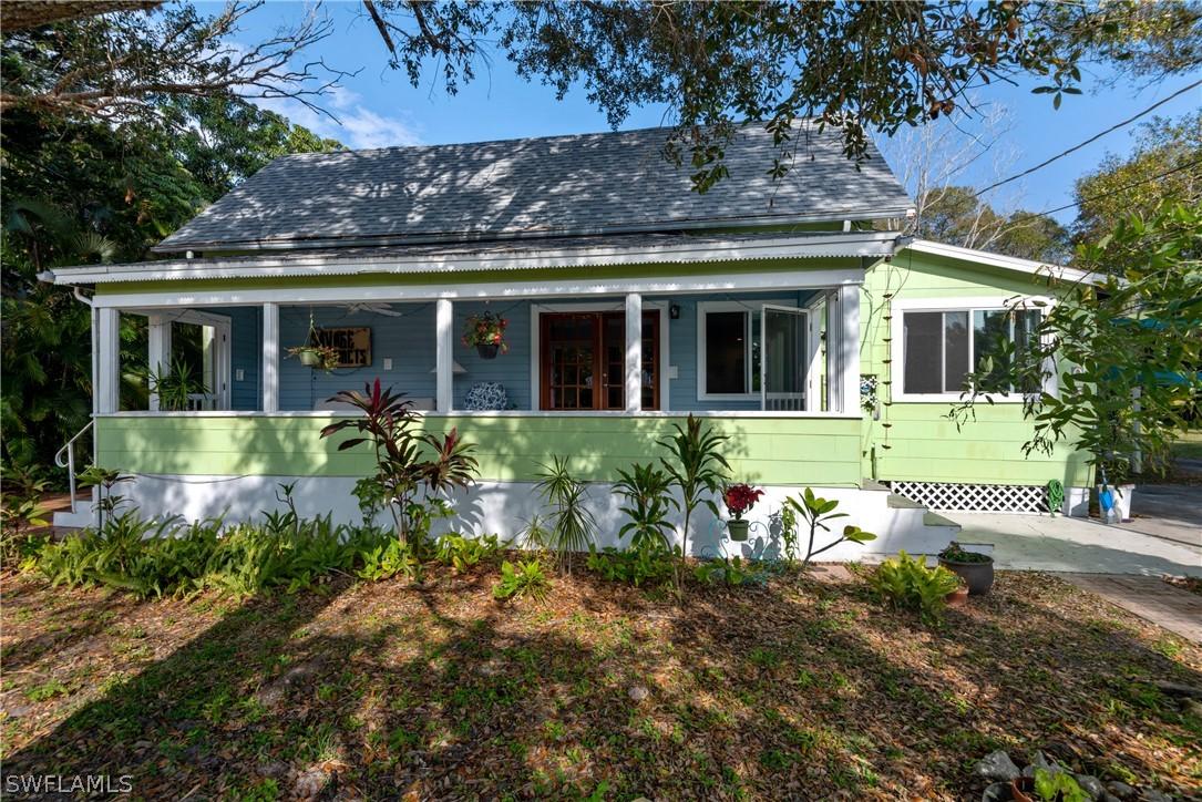 1605 Hough St., Fort Myers, FL 33901