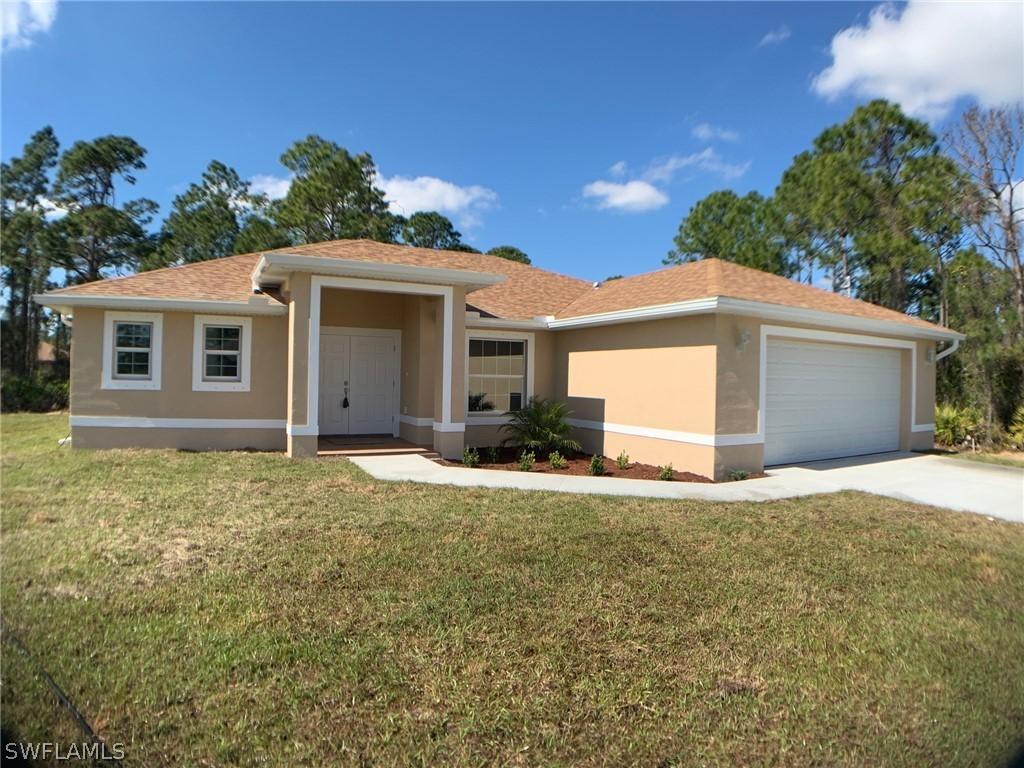 205 Hamilton Ave., Lehigh Acres, FL 33936