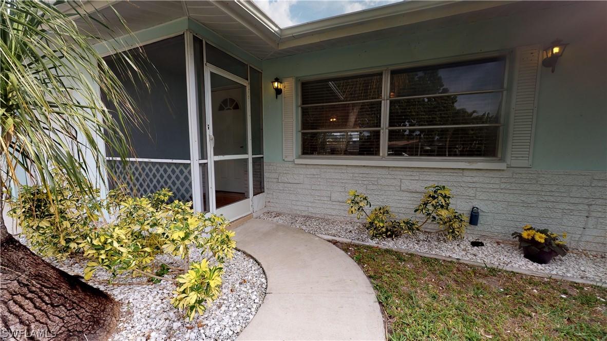 2705 SE 17th Ave., Cape Coral, FL 33904