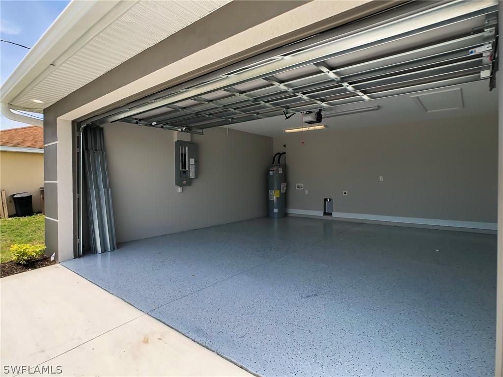 4176 NW 39th Pl., Cape Coral, FL 33993