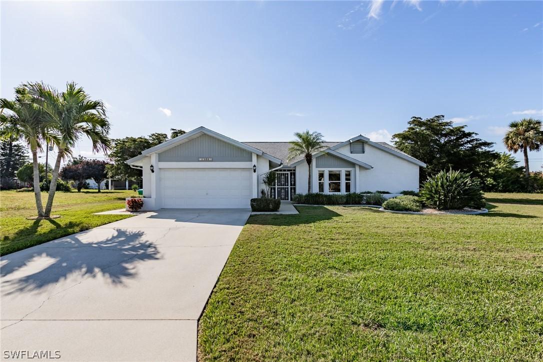 1104 SE 36th Ter., Cape Coral, FL 33904