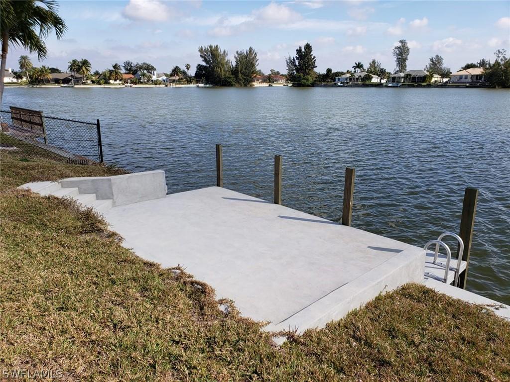 3727 SW 15th Pl., Cape Coral, FL 33914