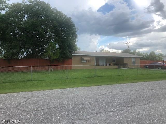 125 Texas Rd., Lehigh Acres, FL 33936