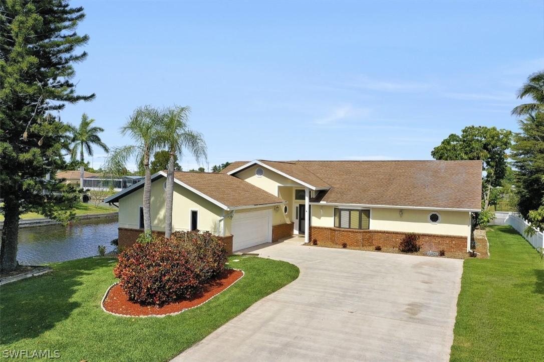 3301 SE 17th Pl., Cape Coral, FL 33904