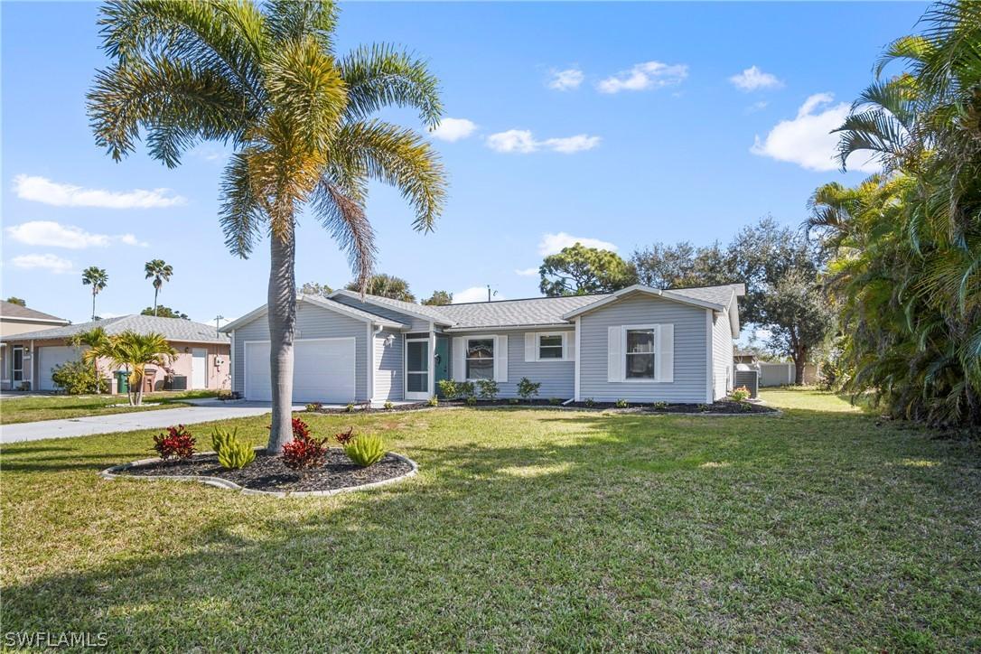 1725 SW 3rd Pl., Cape Coral, FL 33991