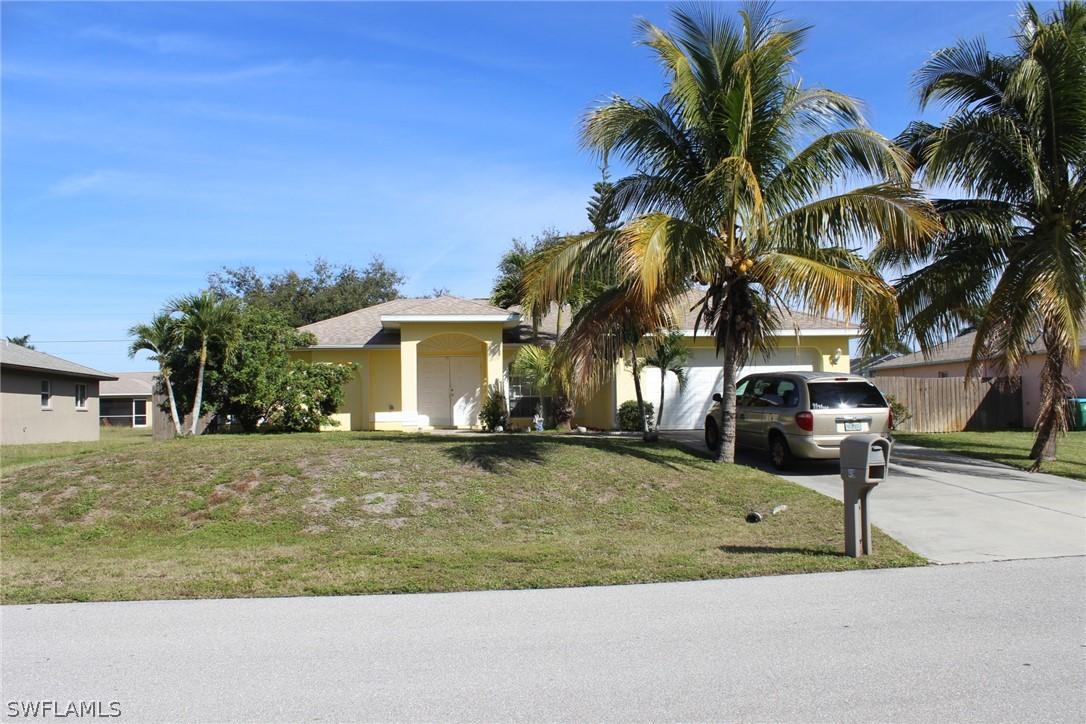 419 SE 13th Ter., Cape Coral, FL 33990
