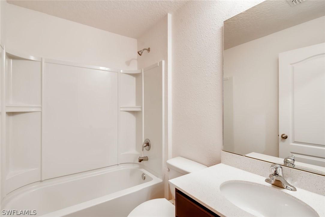 1711 NE 6th Ave., Cape Coral, FL 33909