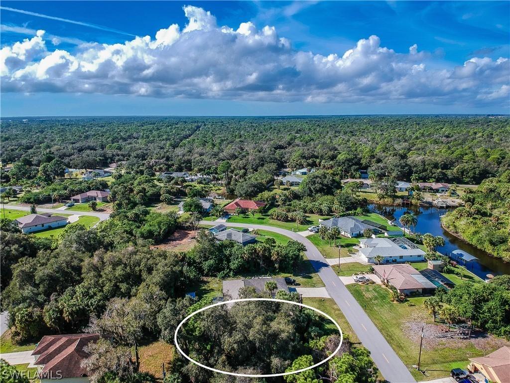 862 Clearview Dr., Port Charlotte, FL 33953