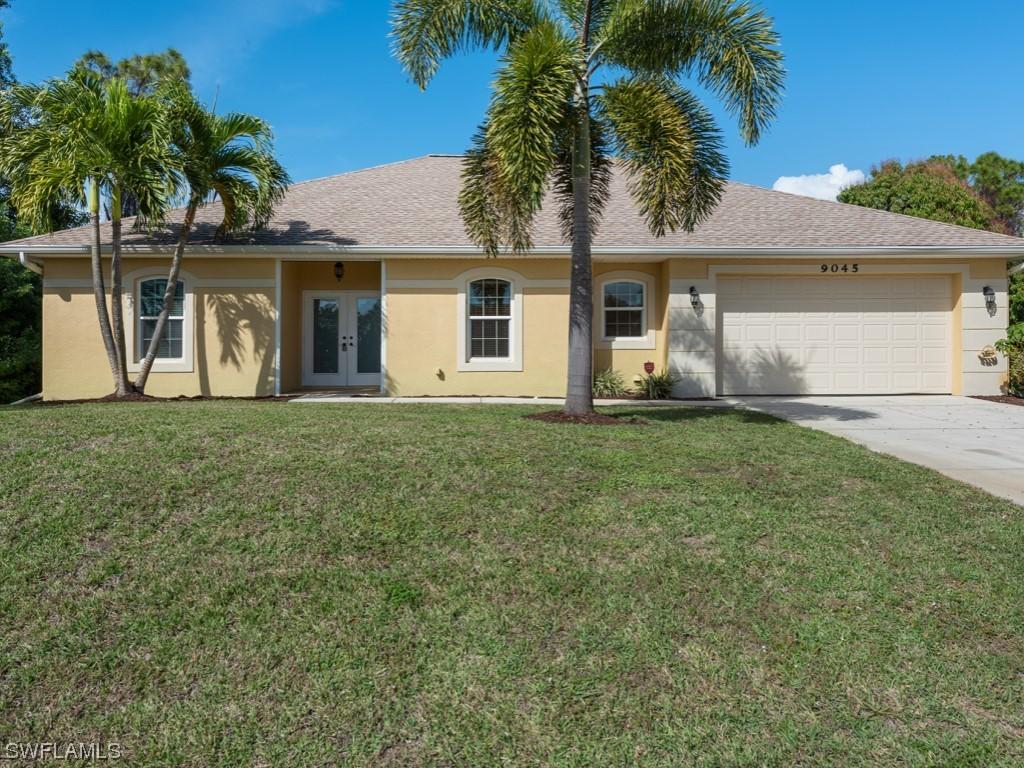 9045 Cypress Dr., Fort Myers, FL 33967