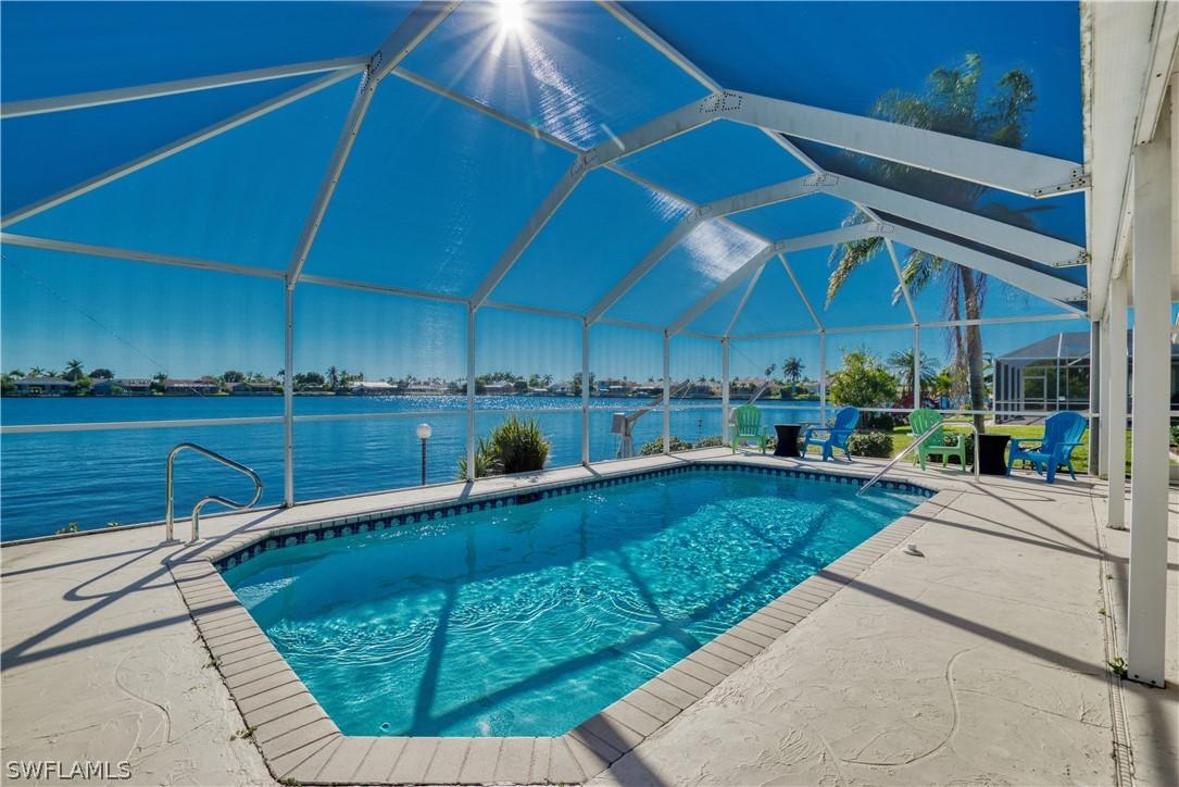 422 SW 49th Ln., Cape Coral, FL 33914