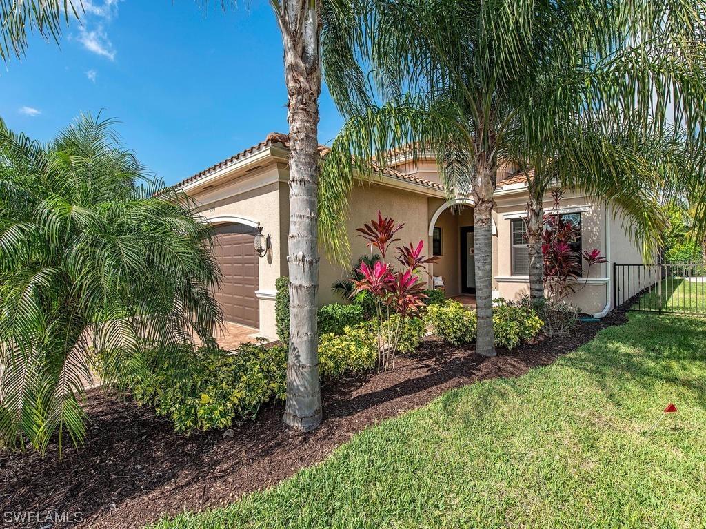 3573 Beaufort Ct., Naples, FL 34119