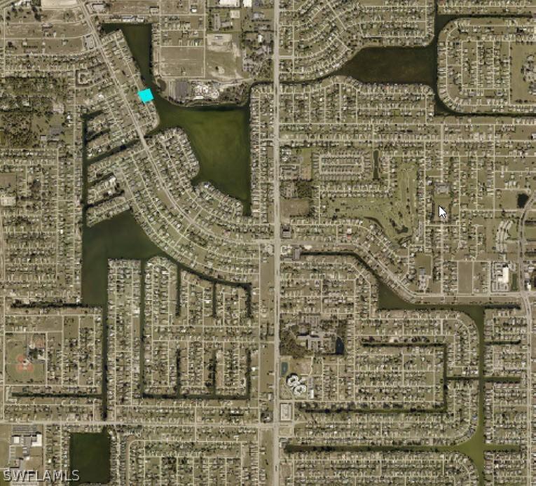 615 SW 3rd Ct., Cape Coral, FL 33991